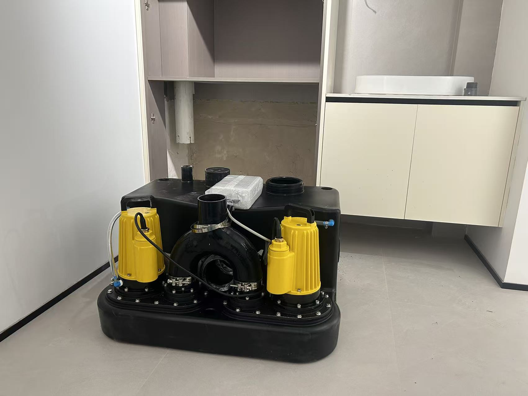 污水提升器