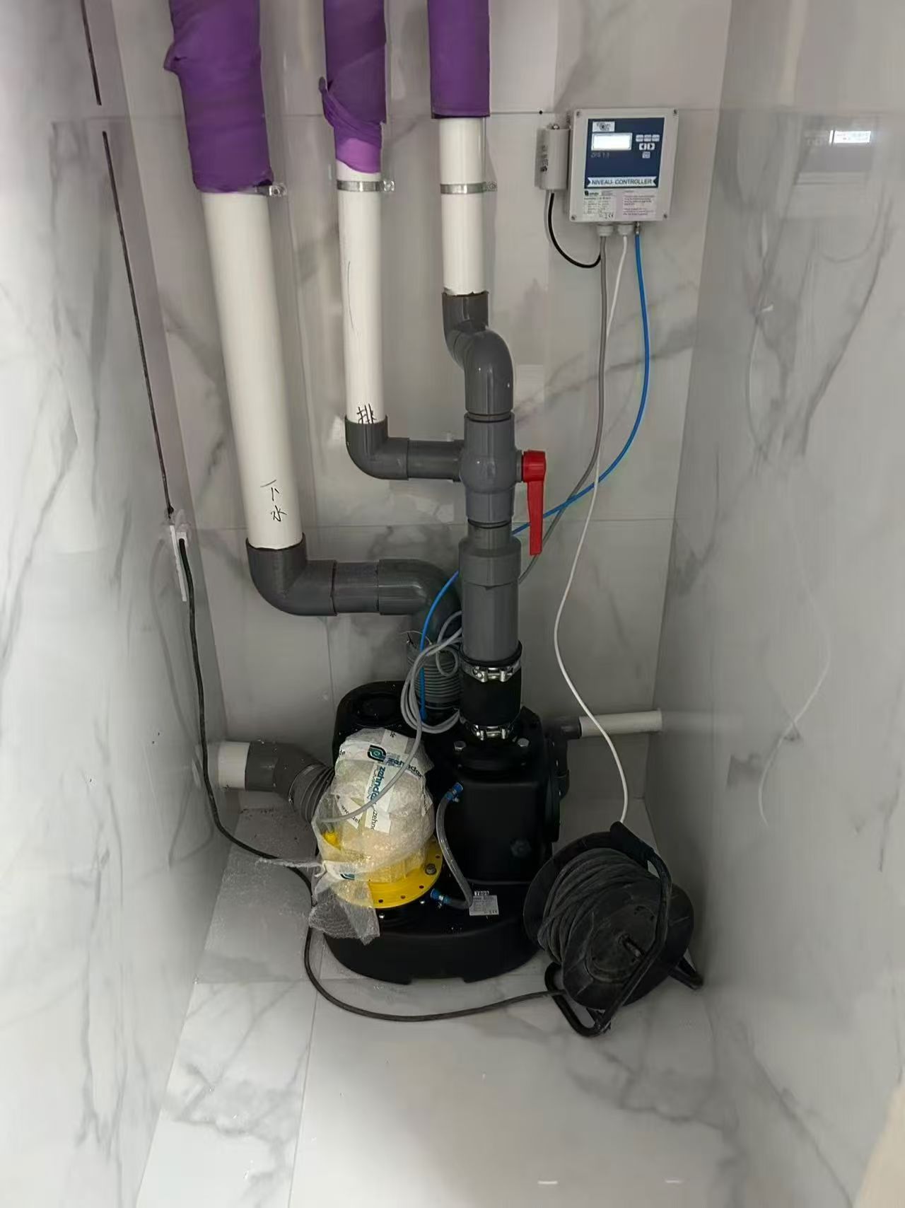 污水提升器